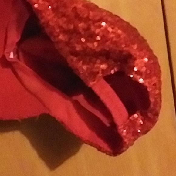 Used Red sequences Hat - Picture 3 of 3